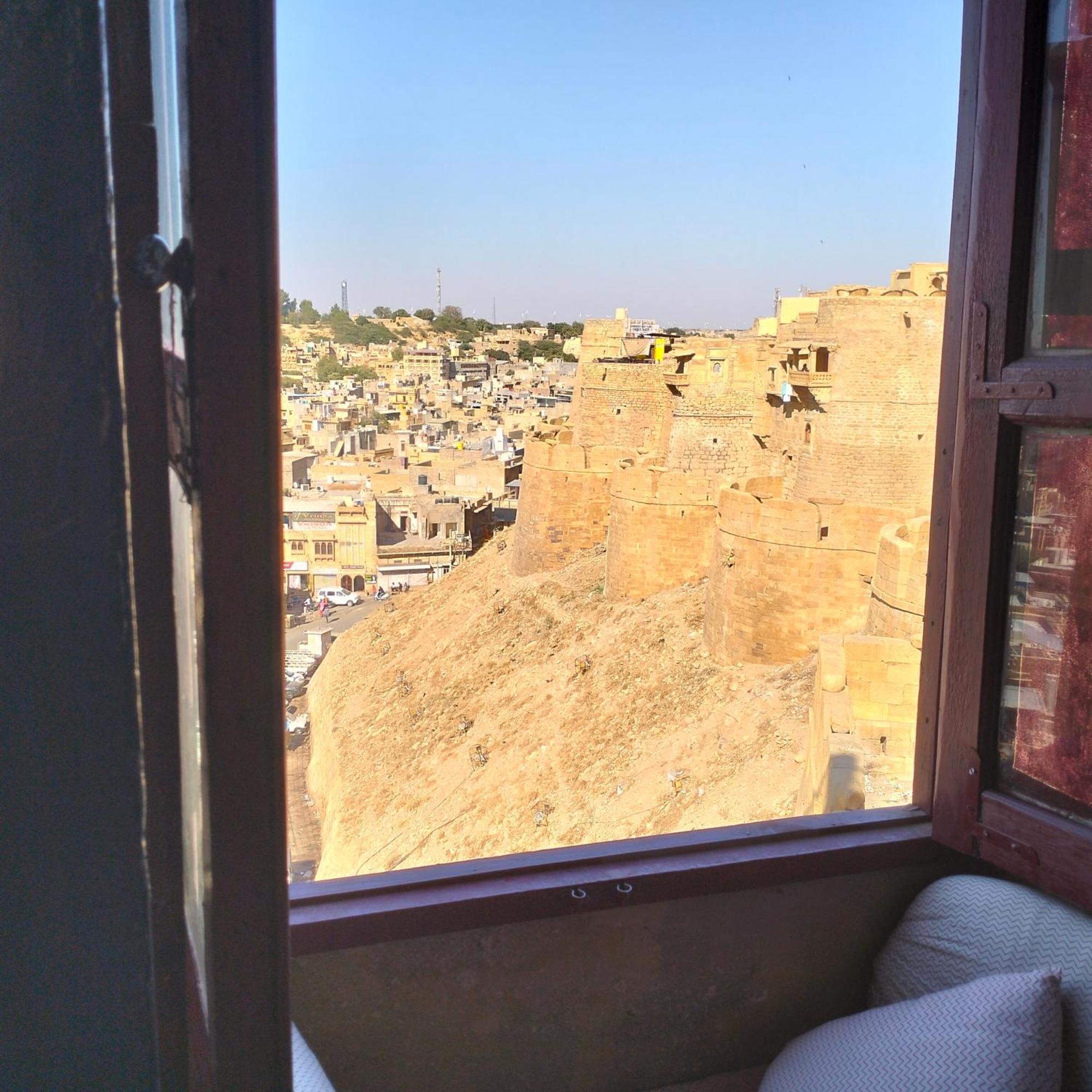Hostel Desert Home Stay Jaisalmer Exteriör bild