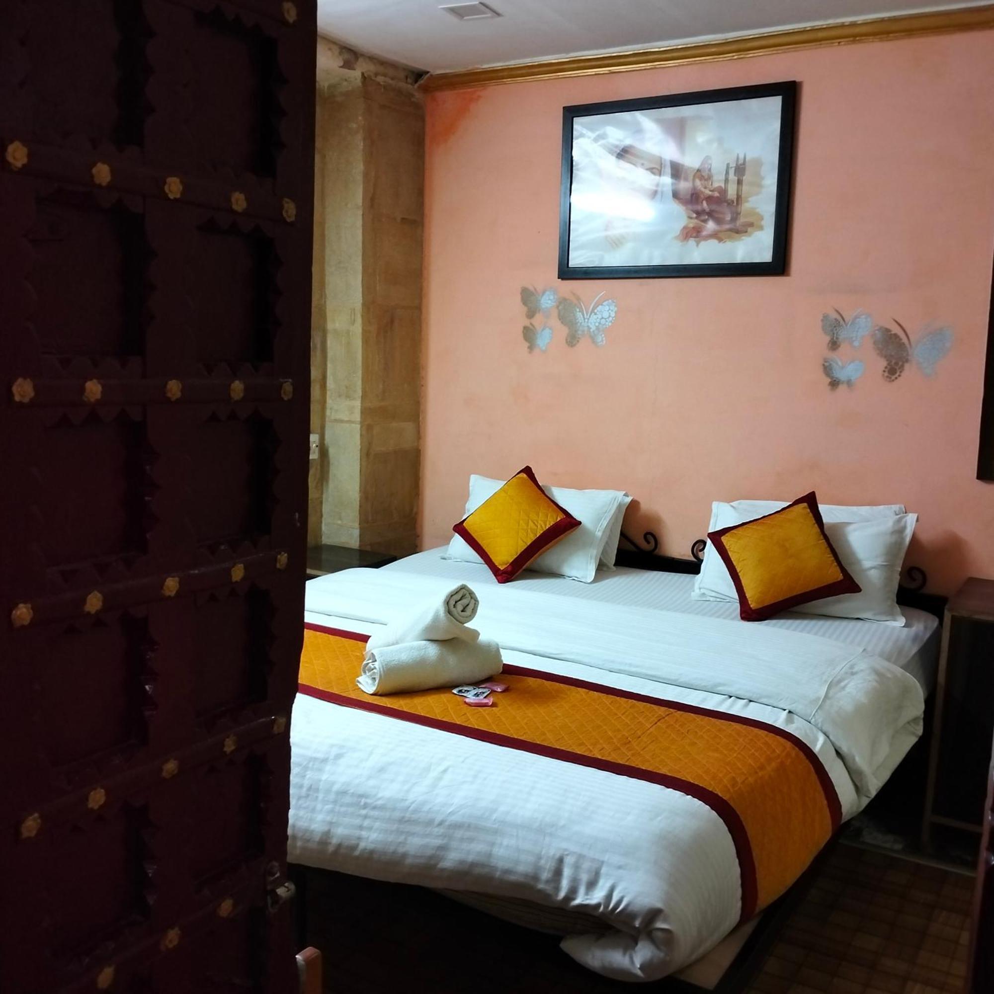 Hostel Desert Home Stay Jaisalmer Exteriör bild