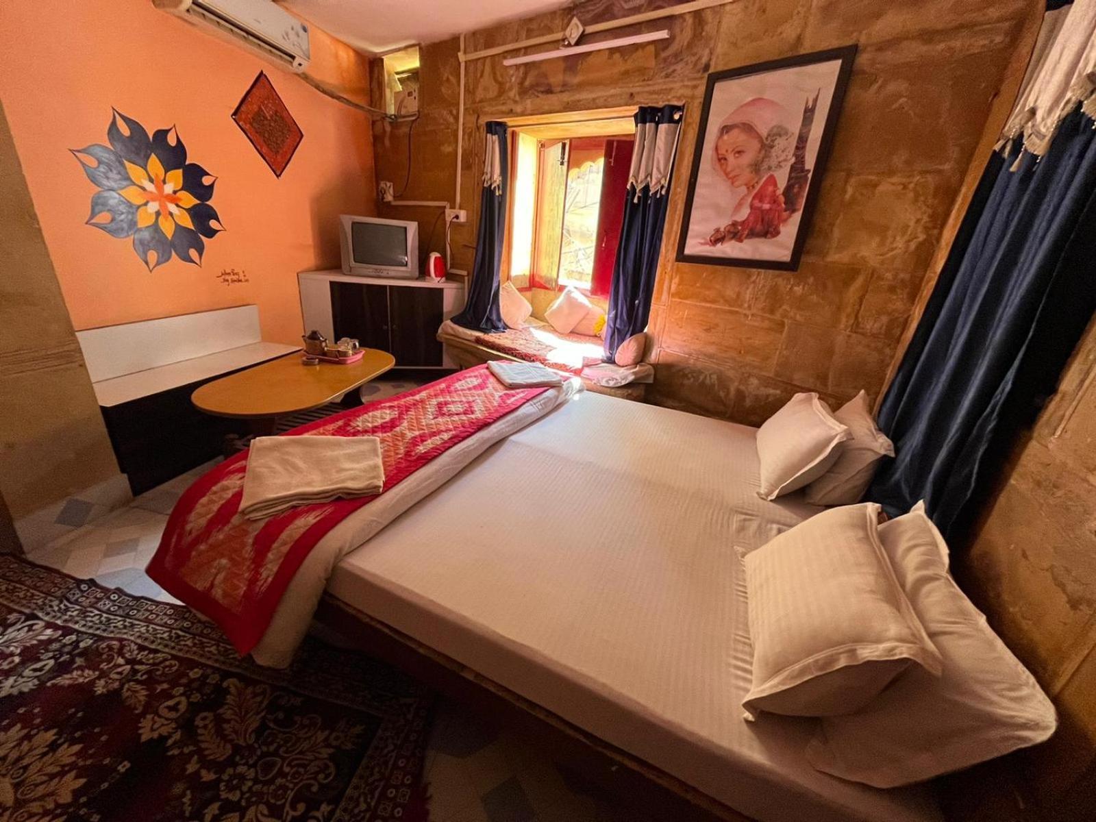 Hostel Desert Home Stay Jaisalmer Rum bild